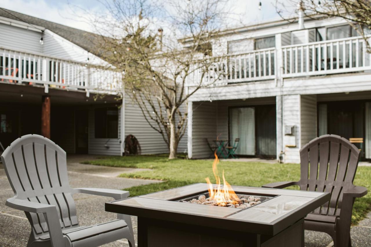 Friday Harbor Suites Екстериор снимка